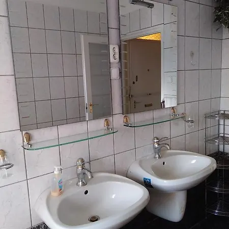 Appartement Thoekoely Apartman Szolnok