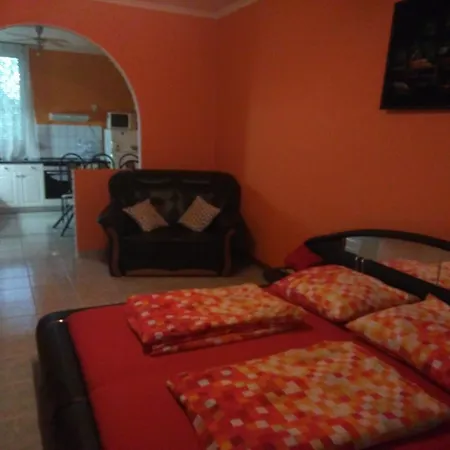 Appartement Thoekoely Apartman *